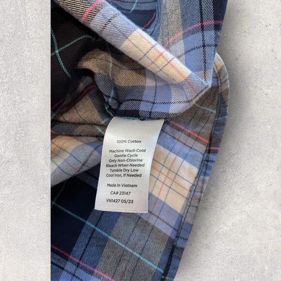 Talbots Women’s Large Plaid Button Front Shirt Blue Multi Casual Classic Top - Picture 7 of 8
